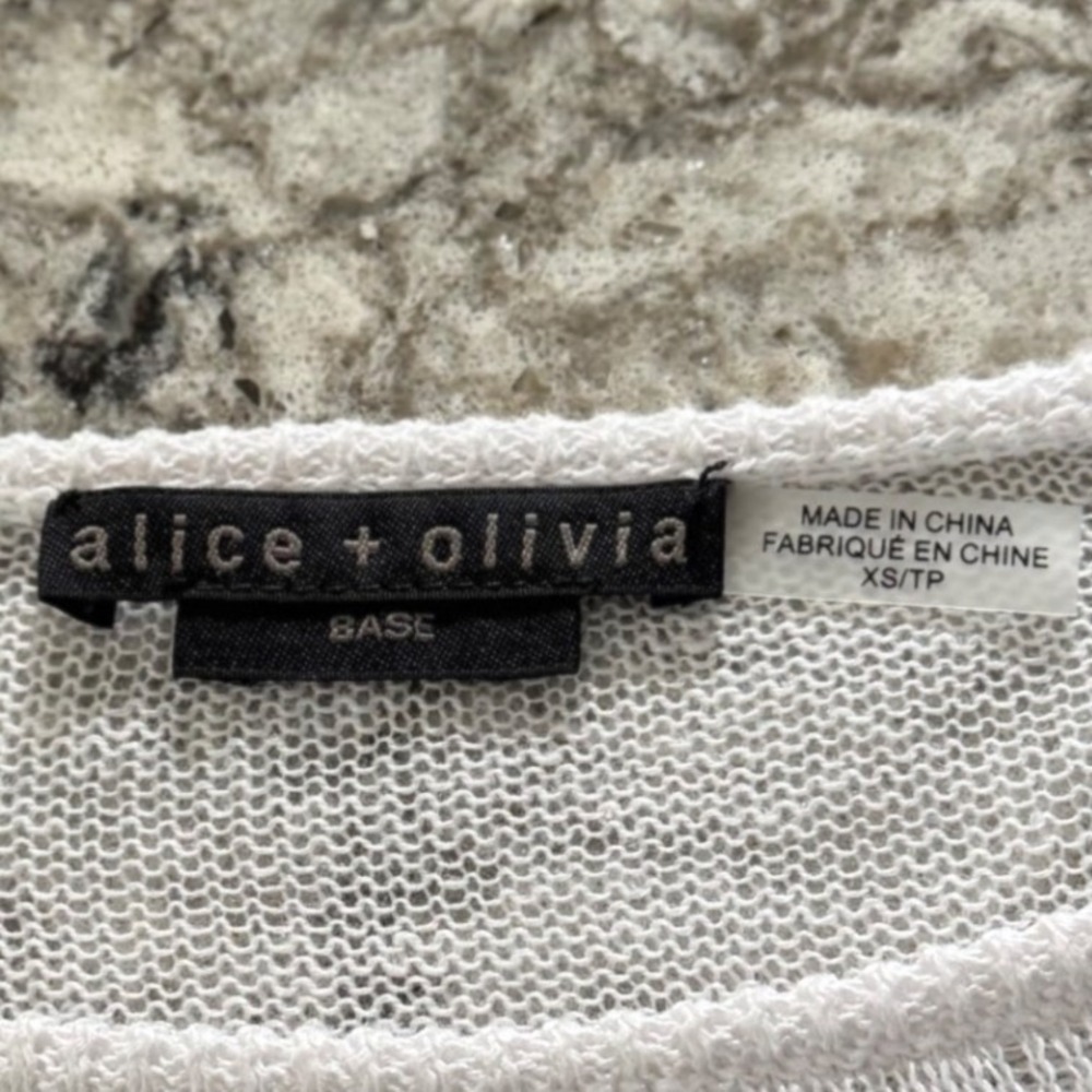 Alice + Olivia Quiana White Asymmetric 100% Linen Knit Pullover Sweater Size XS - Picture 6 of 10
